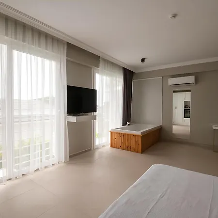 Hotel Ramada By Wyndham Fethiye (adults Only)