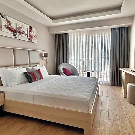 Szálloda Ramada By Wyndham Fethiye (adults Only) 4*