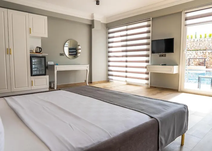 Hotel Ramada By Wyndham Fethiye (adults Only) Oludeniz